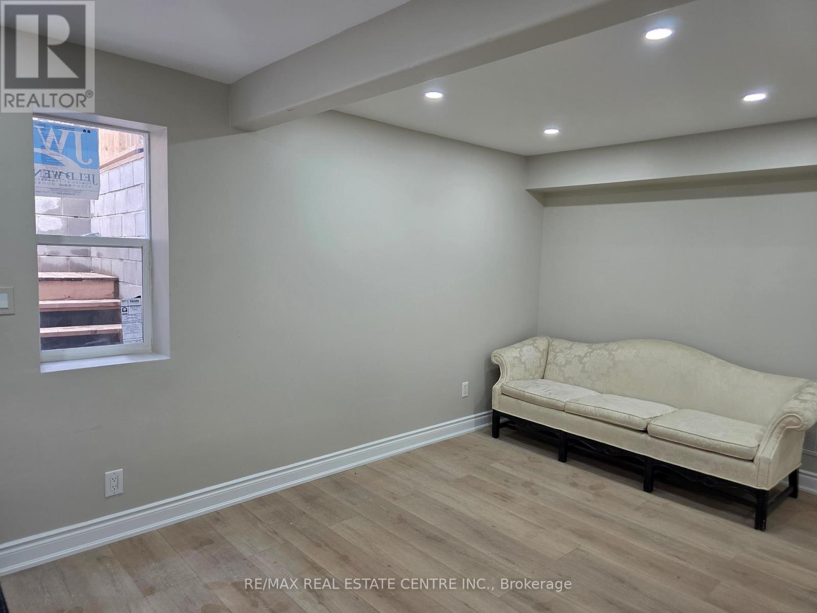 2644 Kinnerton Crescent E, Mississauga, Ontario  L5K 2B2 - Photo 8 - W13411934