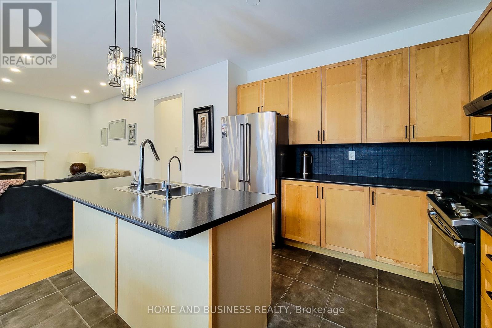 913 Mcewan Drive, Milton, Ontario  L9T 0L4 - Photo 11 - W13411938
