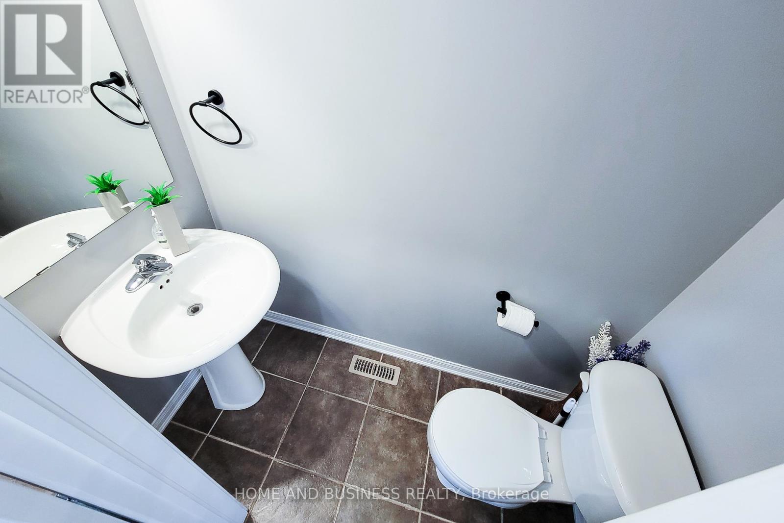 913 Mcewan Drive, Milton, Ontario  L9T 0L4 - Photo 19 - W13411938