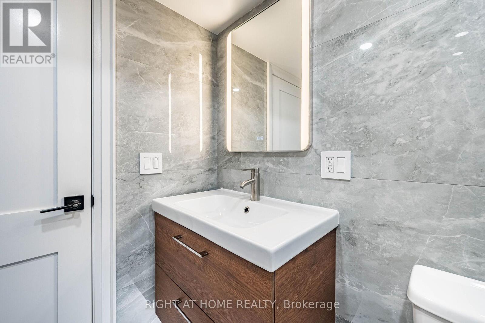 #5 - 1200 Gripsholm Road, Mississauga, Ontario  L4Y 2G9 - Photo 29 - W13411692