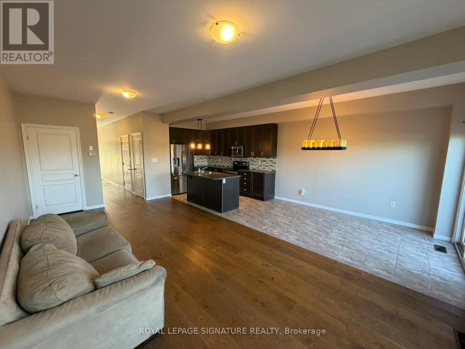 12 - 370 Stonehenge Drive, Hamilton, Ontario  L9K 0H9 - Photo 3 - X13249274