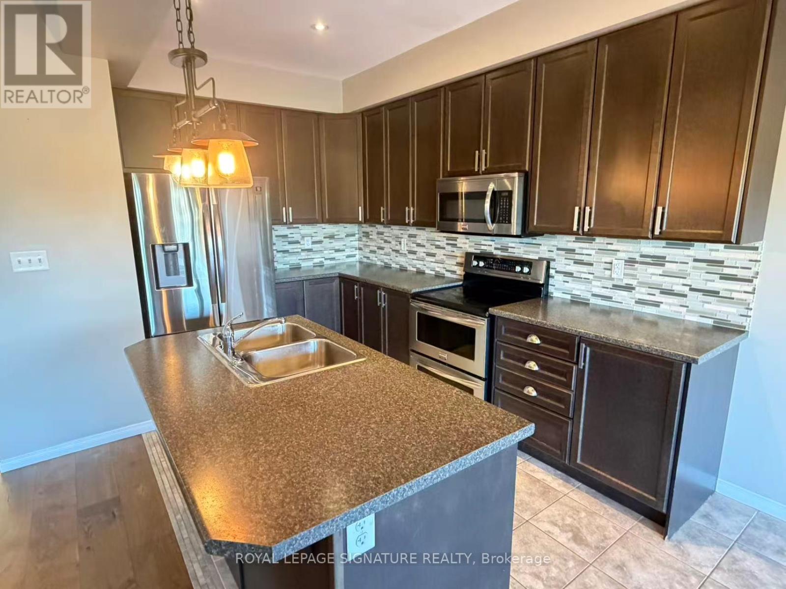12 - 370 Stonehenge Drive, Hamilton, Ontario  L9K 0H9 - Photo 4 - X13249274