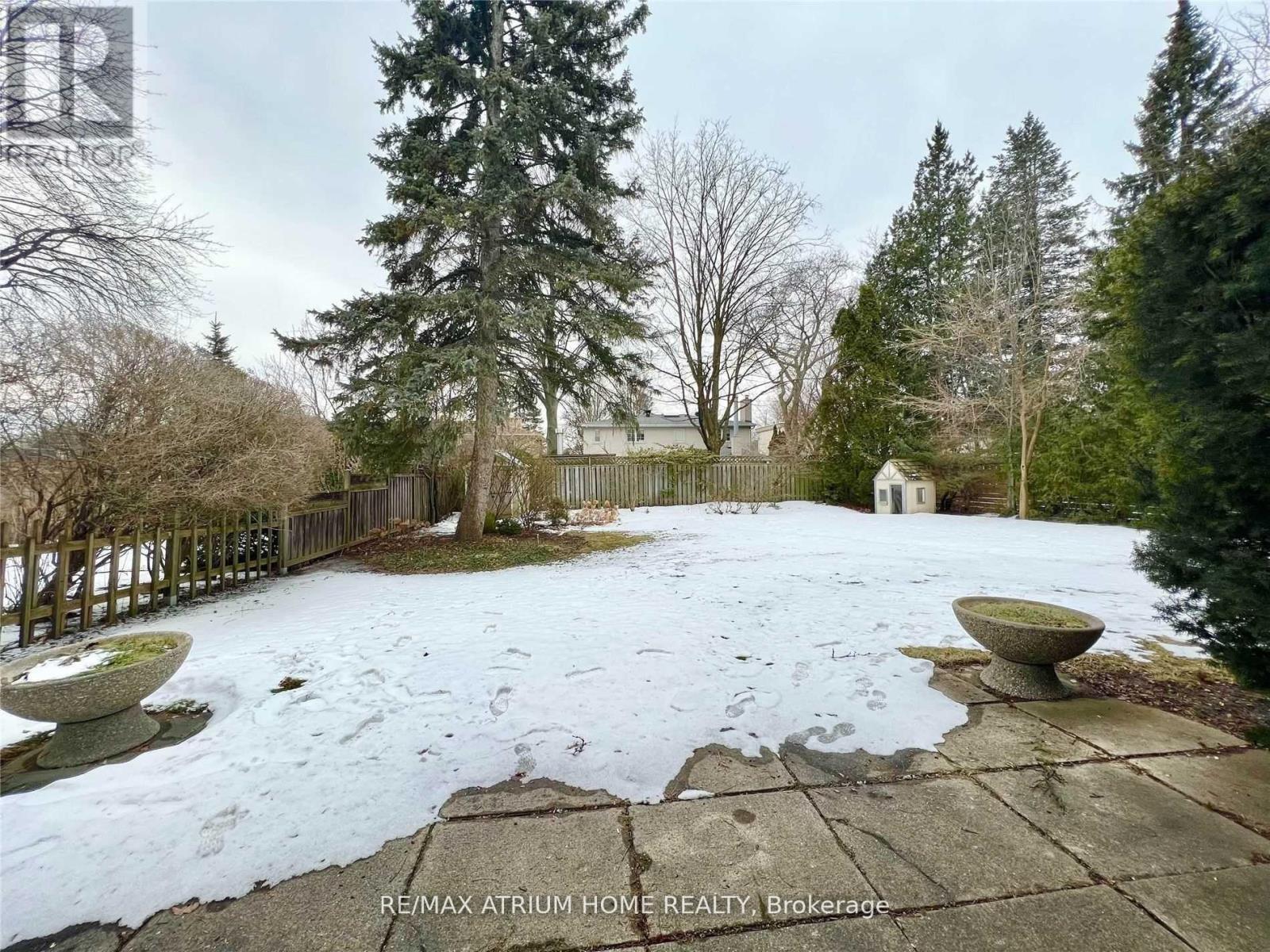 25 Dunlace Drive, Toronto, Ontario  M2L 2R8 - Photo 16 - C13411978