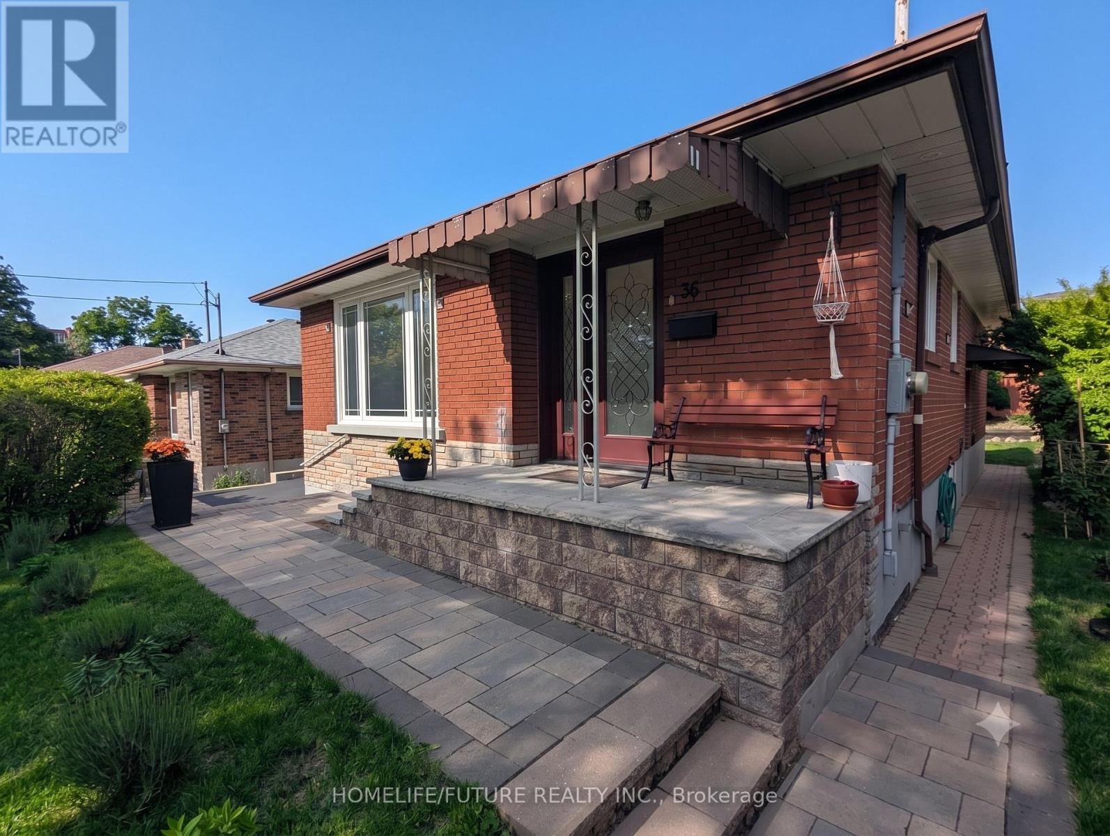 36 Kim Court, Toronto, Ontario  M1K 3R6 - Photo 3 - E13220924
