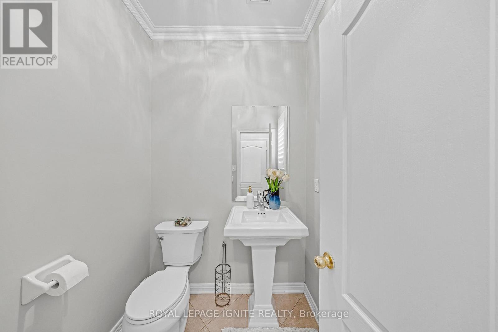 10 Greenforest Grove, Whitchurch-Stouffville, Ontario  L4A 0C5 - Photo 7 - N13411992