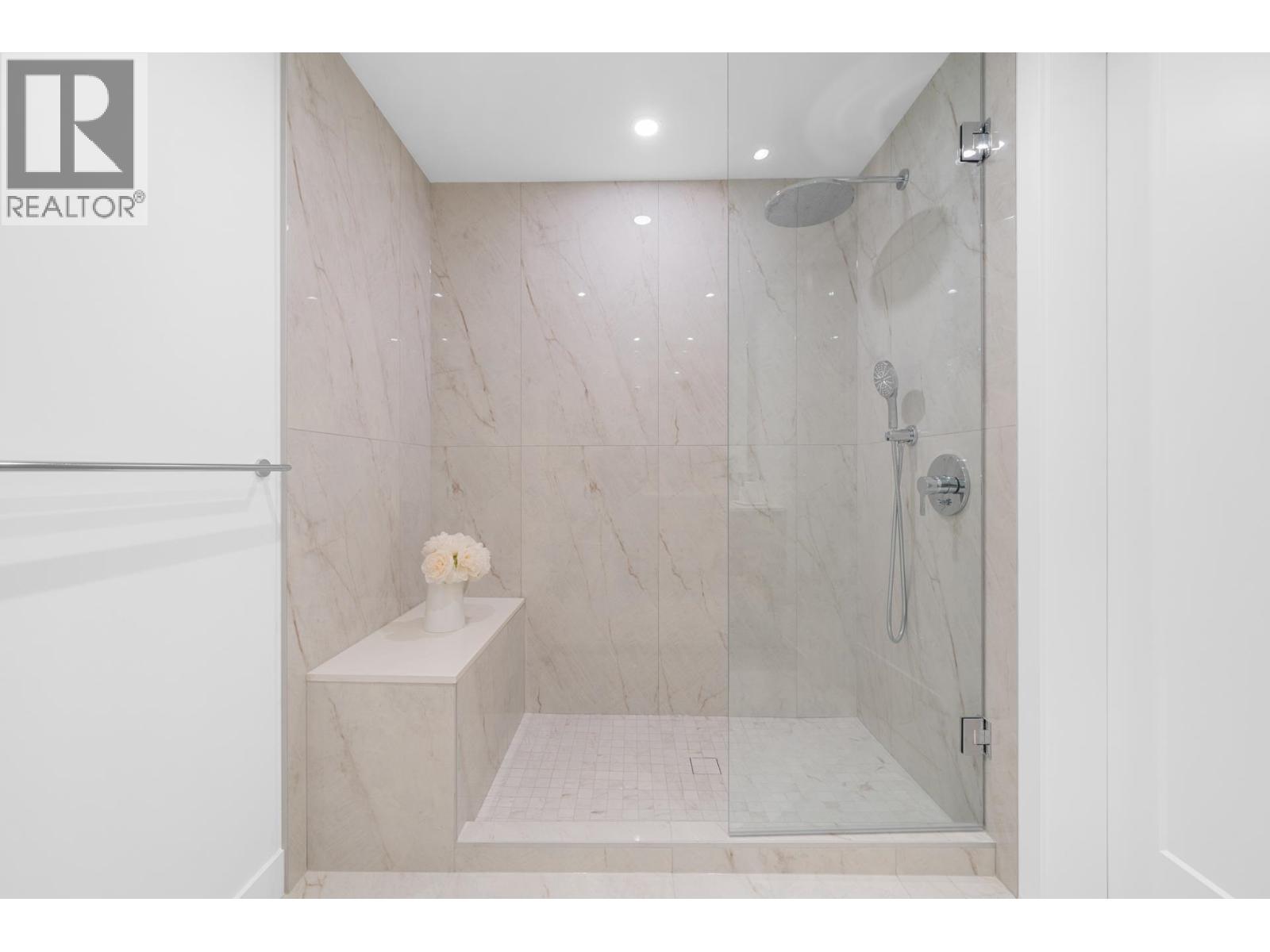 703 135 E 13th Street, North Vancouver, British Columbia  V7L 0J8 - Photo 29 - R3086776