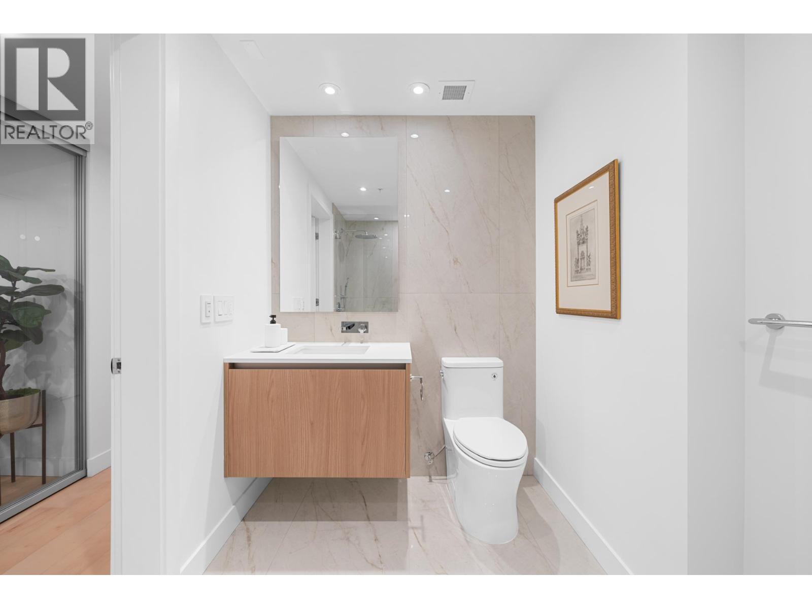 703 135 E 13th Street, North Vancouver, British Columbia  V7L 0J8 - Photo 28 - R3086776