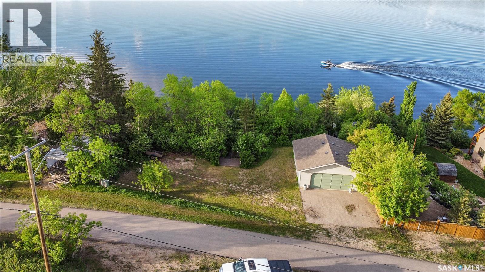 215-216 Osment Avenue, Katepwa Beach, Saskatchewan S0G 2Y0 - Photo 4 - SK038534