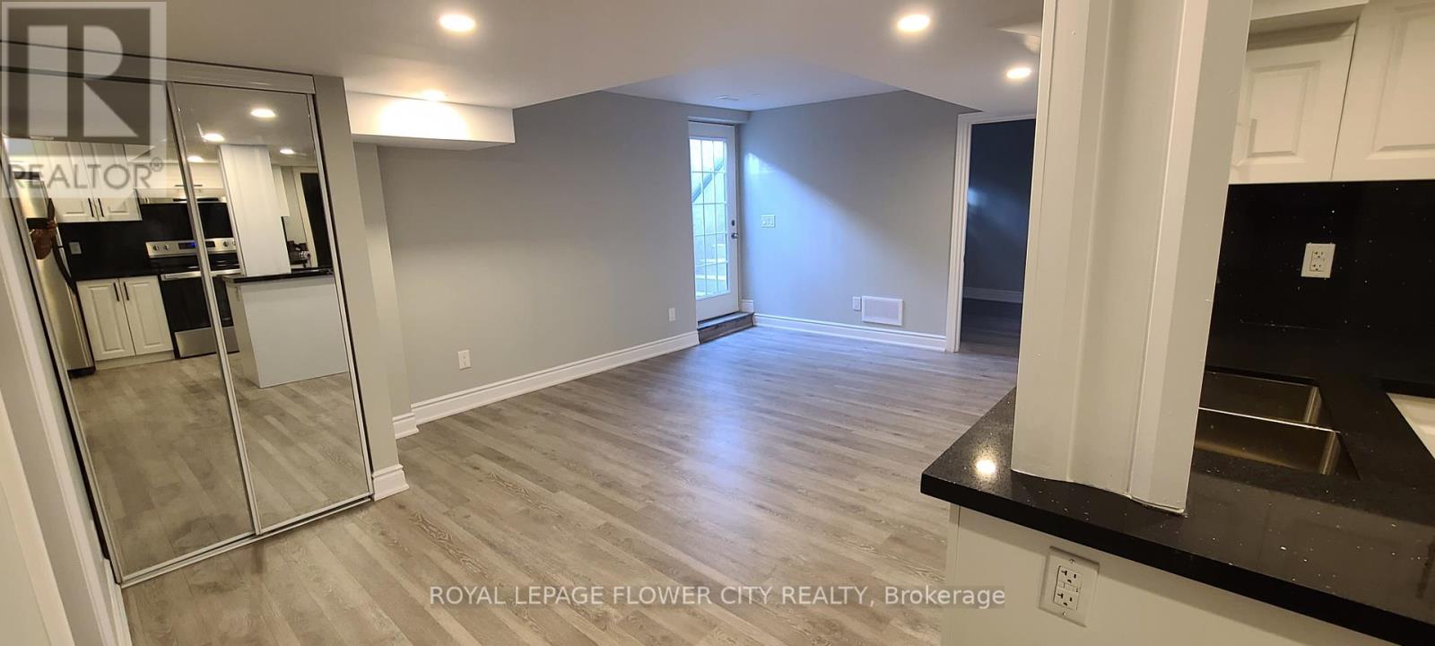 13 TIDELAND DRIVE, Brampton, Ontario