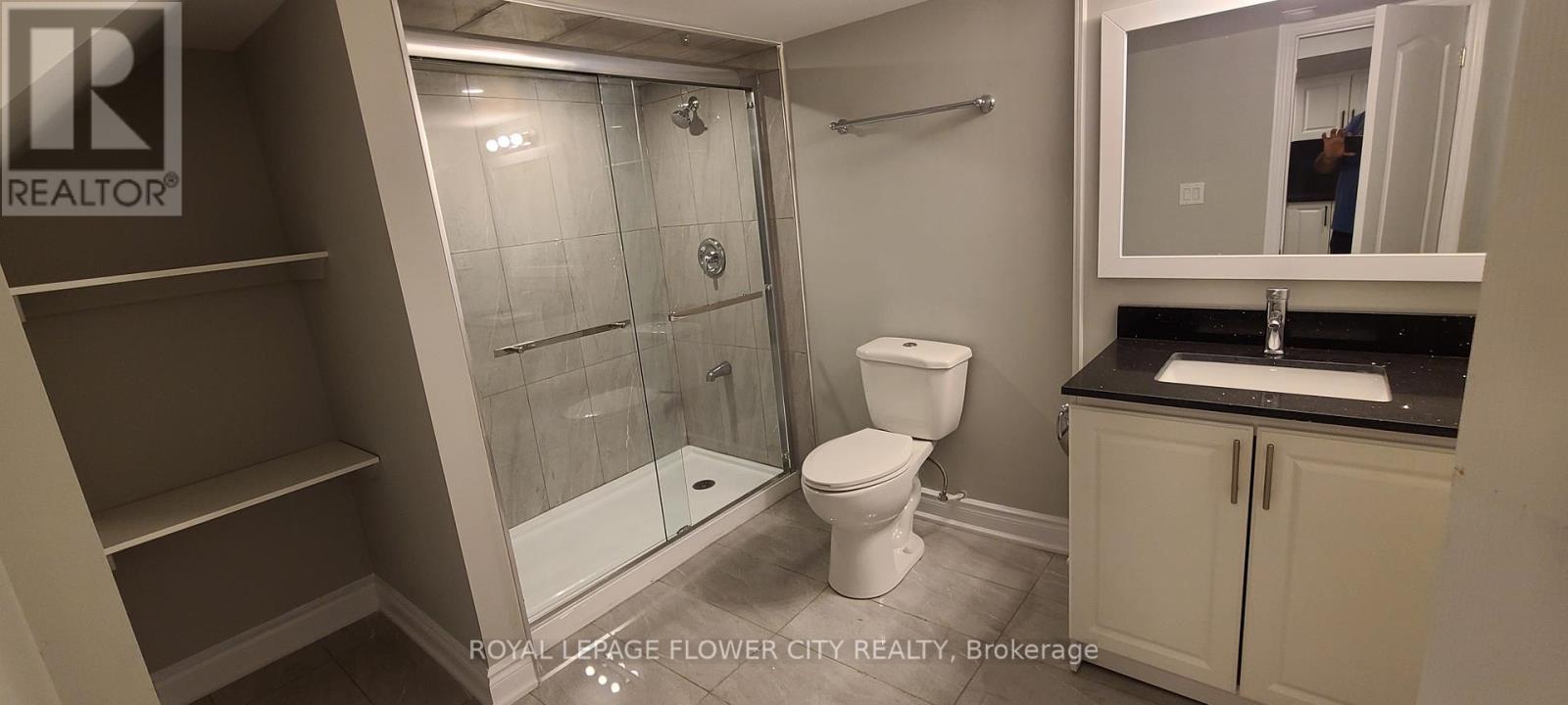 13 Tideland Drive, Brampton, Ontario  L7A 2W3 - Photo 10 - W13411982