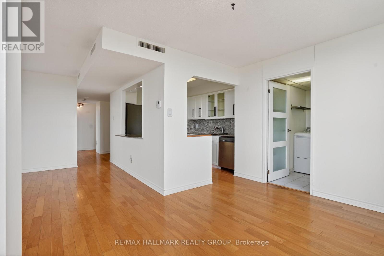 1510 - 200 Lafontaine Avenue, Ottawa, Ontario  K1L 8K8 - Photo 10 - X13412018