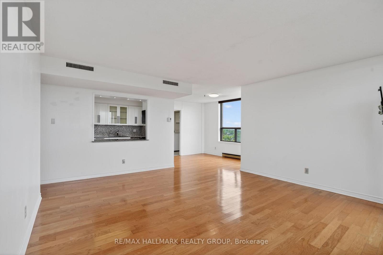 1510 - 200 Lafontaine Avenue, Ottawa, Ontario  K1L 8K8 - Photo 7 - X13412018