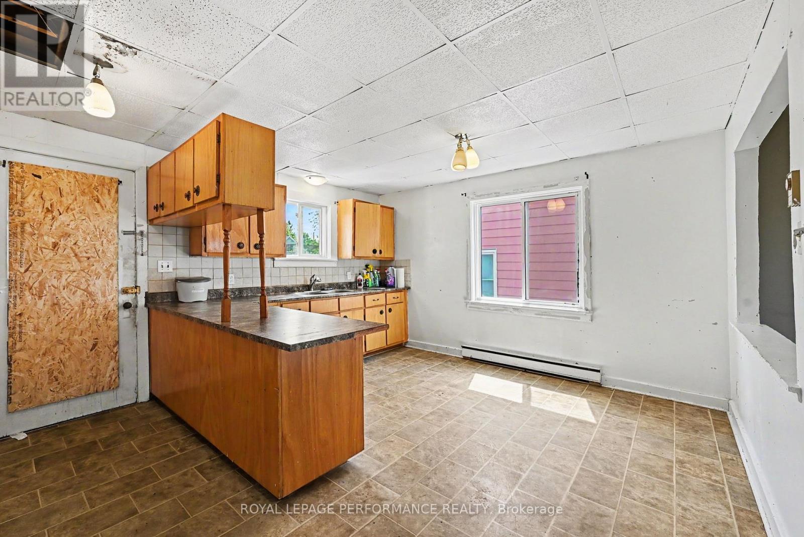 50-52 Leonia Street, Cornwall, Ontario  K6H 5L6 - Photo 32 - X13412056