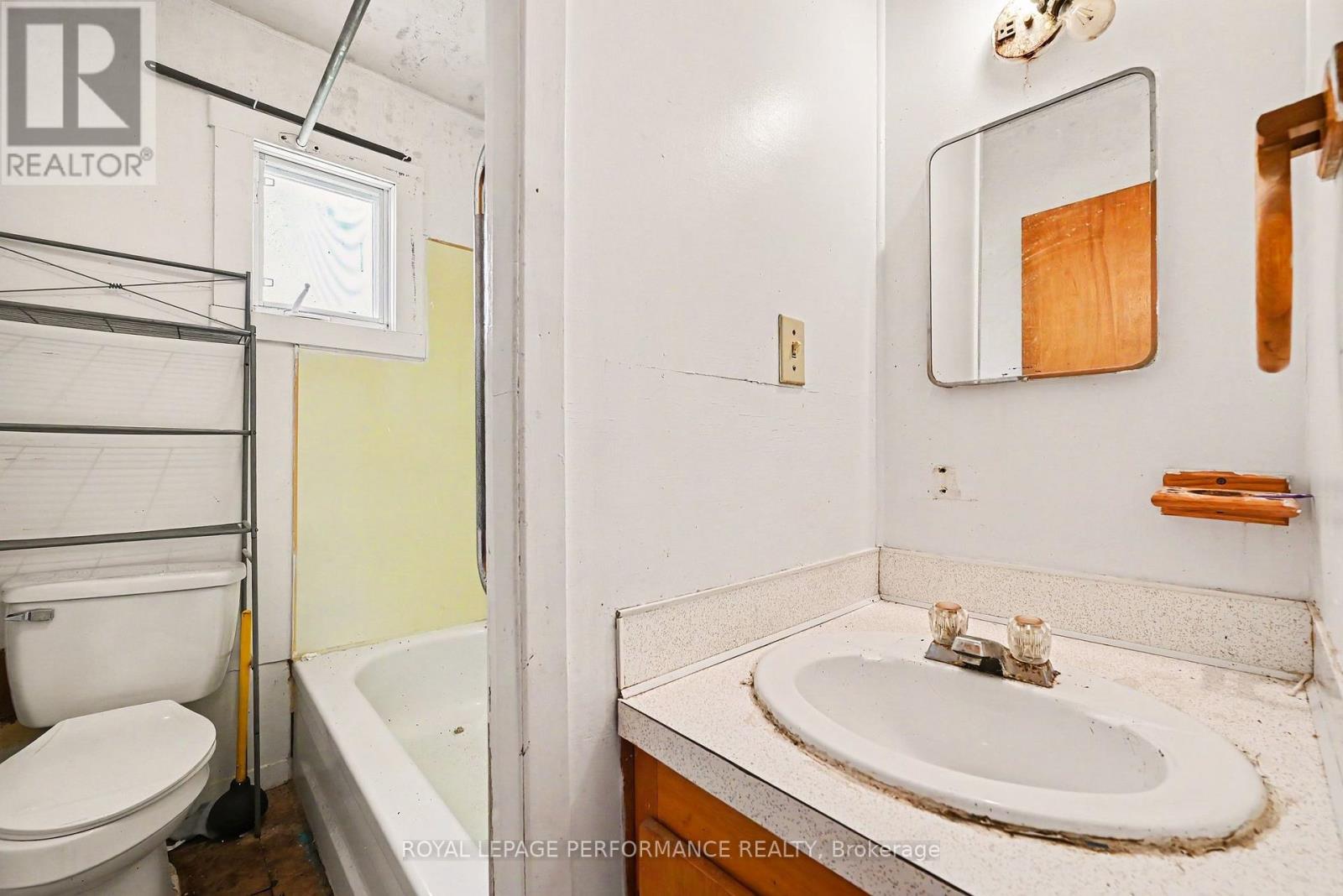 50-52 Leonia Street, Cornwall, Ontario  K6H 5L6 - Photo 40 - X13412056