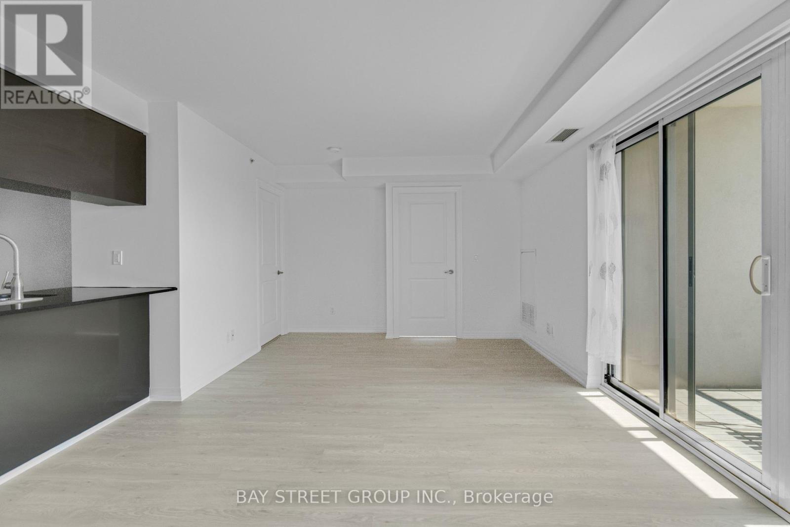 1510 - 275 Yorkland Road, Toronto, Ontario  M2J 0B4 - Photo 13 - C13412050