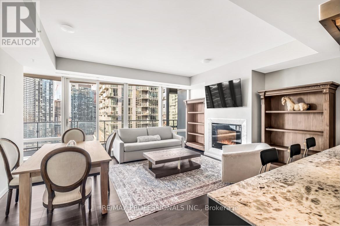 2403 - 180 University Avenue, Toronto, Ontario  M5H 0A2 - Photo 10 - C13412054