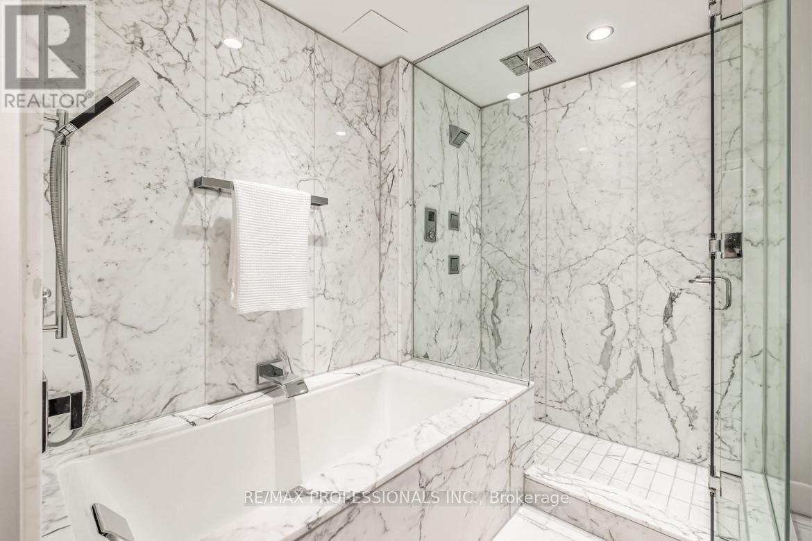 2403 - 180 University Avenue, Toronto, Ontario  M5H 0A2 - Photo 21 - C13412054