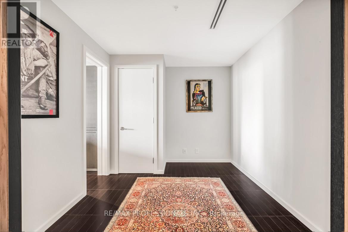2403 - 180 University Avenue, Toronto, Ontario  M5H 0A2 - Photo 5 - C13412054