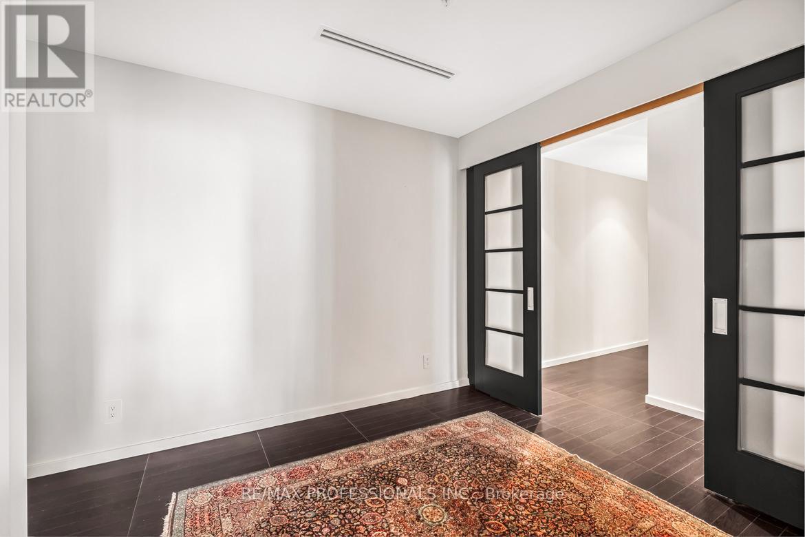 2403 - 180 University Avenue, Toronto, Ontario  M5H 0A2 - Photo 6 - C13412054