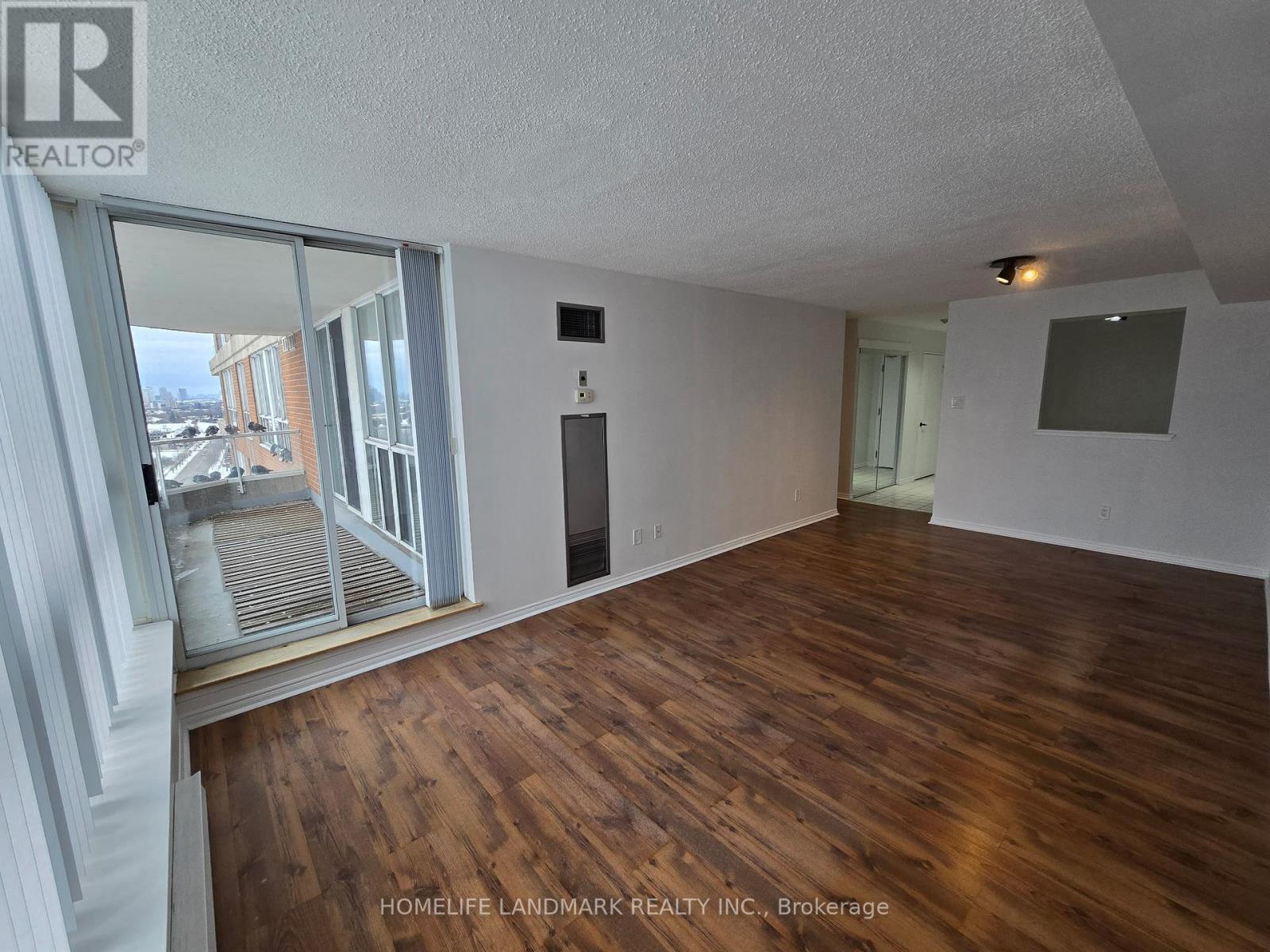 1811 - 410 Mclevin Avenue, Toronto, Ontario  M1B 5J5 - Photo 6 - E13412032