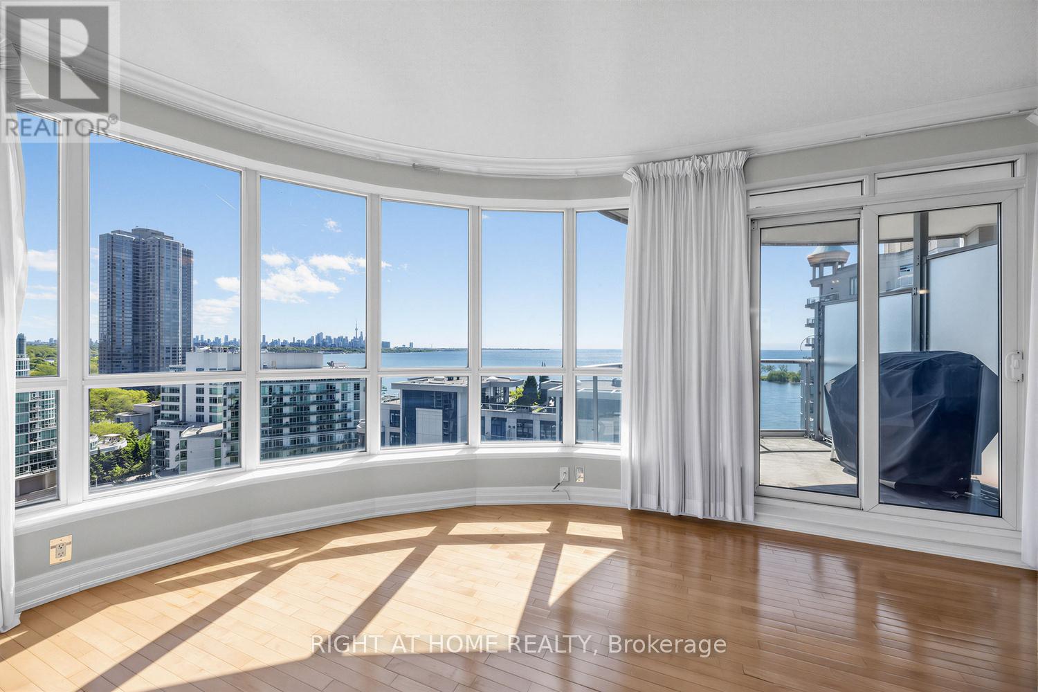1503 - 2087 Lake Shore Boulevard W, Toronto, Ontario  M8V 4G3 - Photo 10 - W13013742