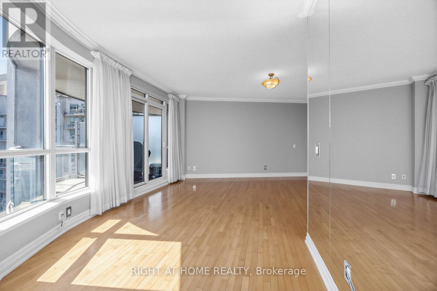 1503 - 2087 Lake Shore Boulevard W, Toronto, Ontario  M8V 4G3 - Photo 11 - W13013742