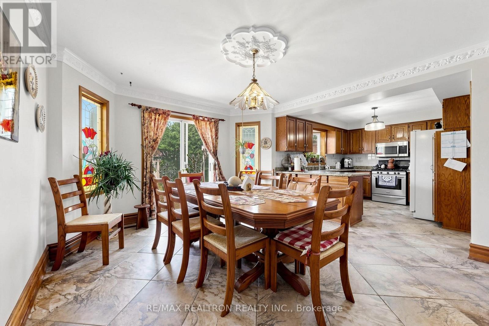 100 Gas Light Crescent, Vaughan, Ontario  L4L 8G1 - Photo 13 - N13412040