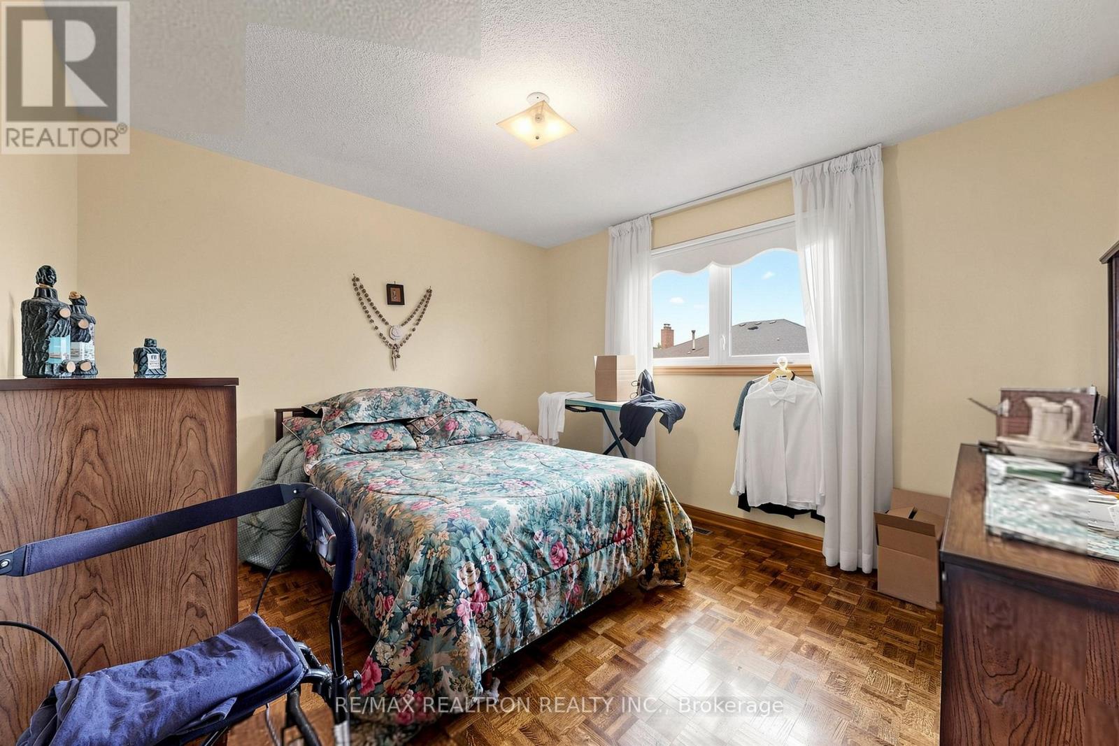 100 Gas Light Crescent, Vaughan, Ontario  L4L 8G1 - Photo 35 - N13412040