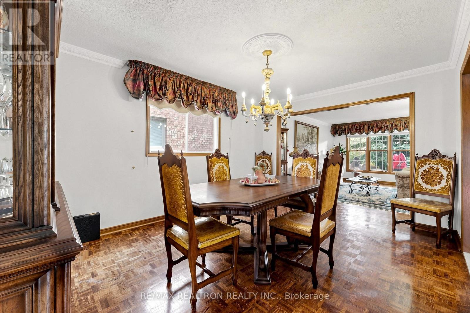 100 Gas Light Crescent, Vaughan, Ontario  L4L 8G1 - Photo 4 - N13412040