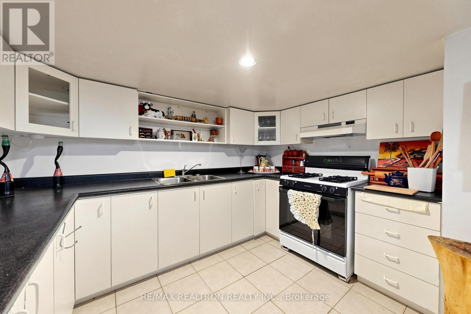 100 Gas Light Crescent, Vaughan, Ontario  L4L 8G1 - Photo 42 - N13412040