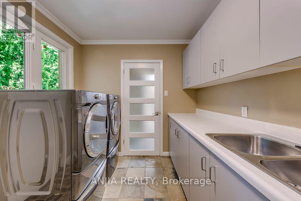 2419 Lionheart Crescent, Mississauga, Ontario  L5K 1S4 - Photo 28 - W13411996