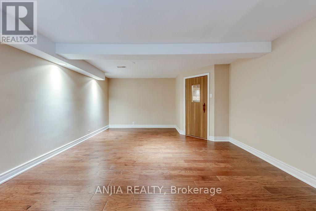 2419 Lionheart Crescent, Mississauga, Ontario  L5K 1S4 - Photo 36 - W13411996