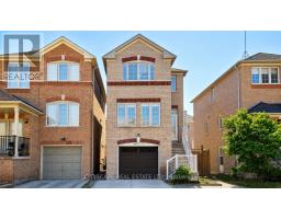 29 CENTREPARK DRIVE, Toronto, Ontario