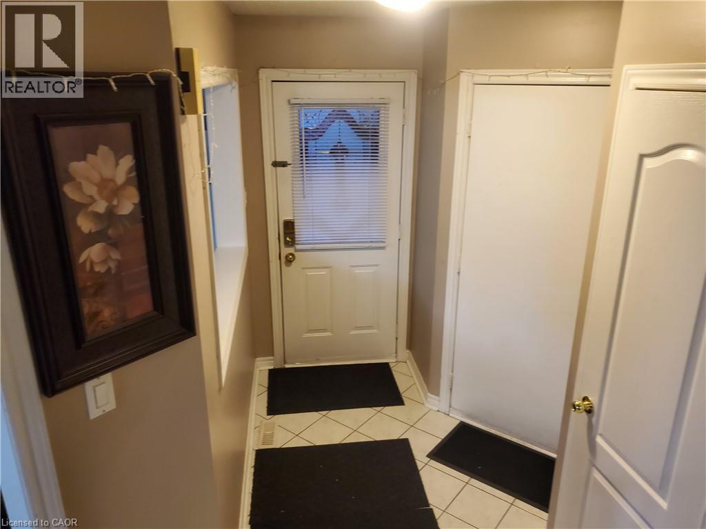 32 Stonecairn Drive, Cambridge, Ontario  N1T 1W3 - Photo 2 - 40837192