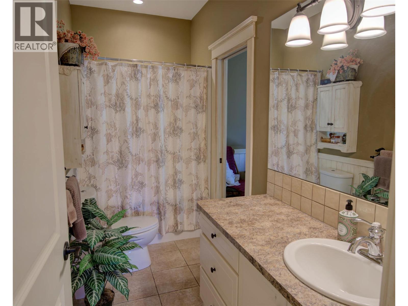 4201 Highland Park Road, Armstrong, British Columbia  V4Y 0L3 - Photo 29 - 10390322