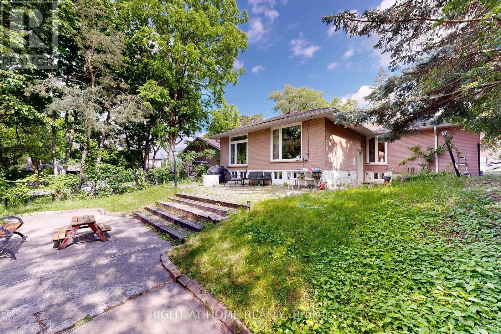 128 Woodward Avenue, Markham, Ontario  L3T 1E9 - Photo 49 - N13232960