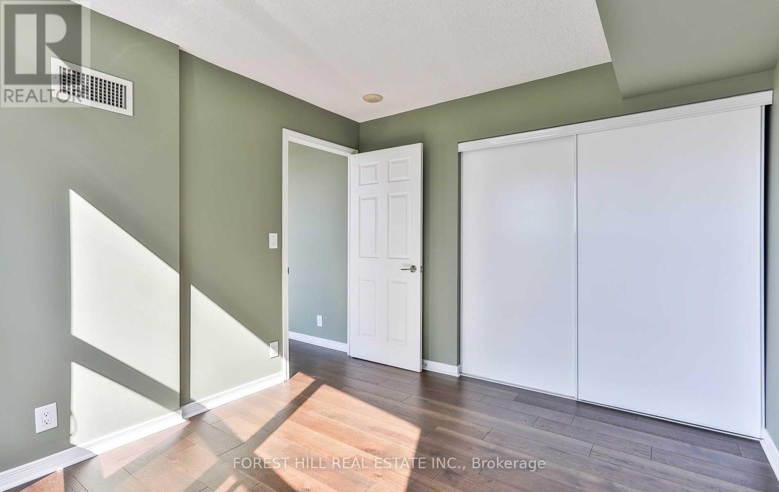 1104 - 736 Spadina Avenue, Toronto, Ontario  M5S 2J6 - Photo 10 - C13412068