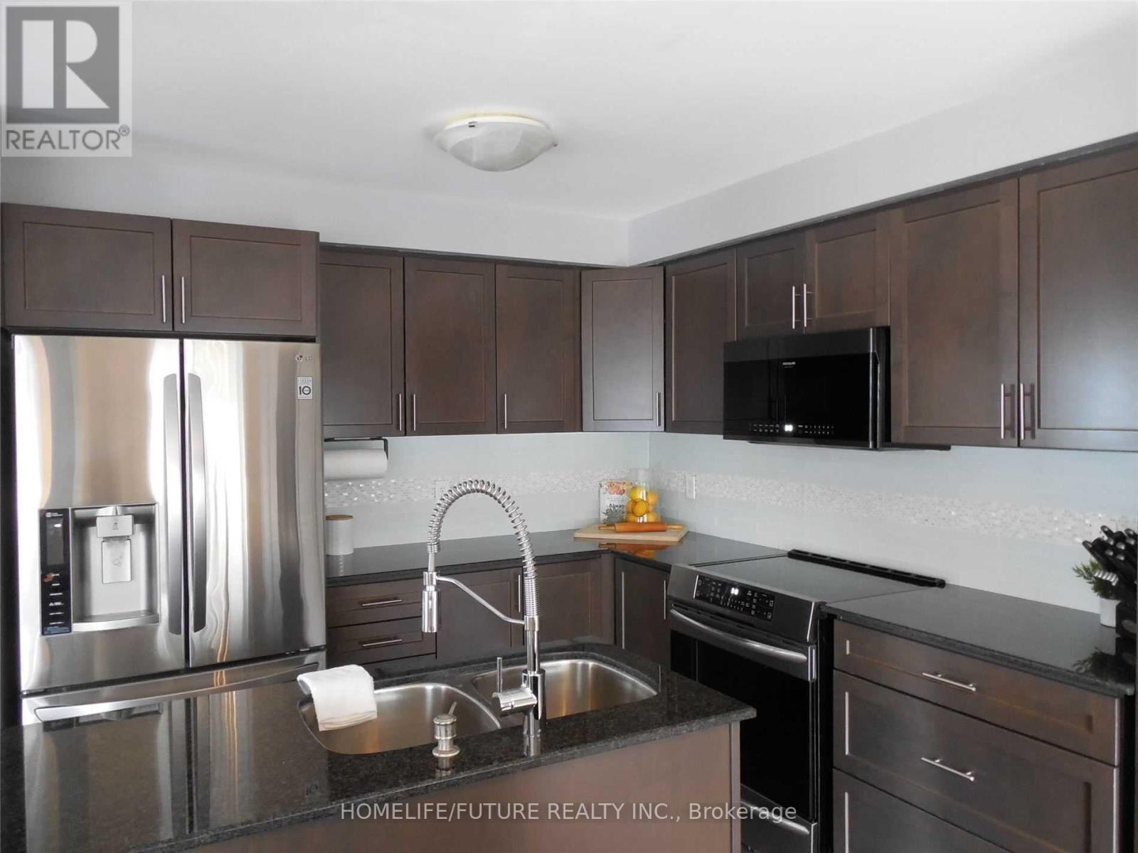 68 Richard Davies Crescent, Clarington, Ontario  L1C 0N9 - Photo 8 - E13412076