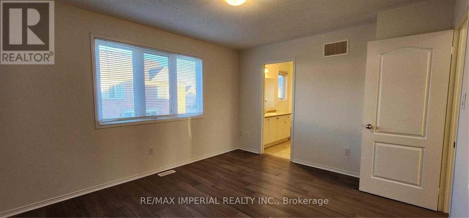 1423 Rennie Street, Oshawa, Ontario L1K 0N8 - Photo 6 - E13412086
