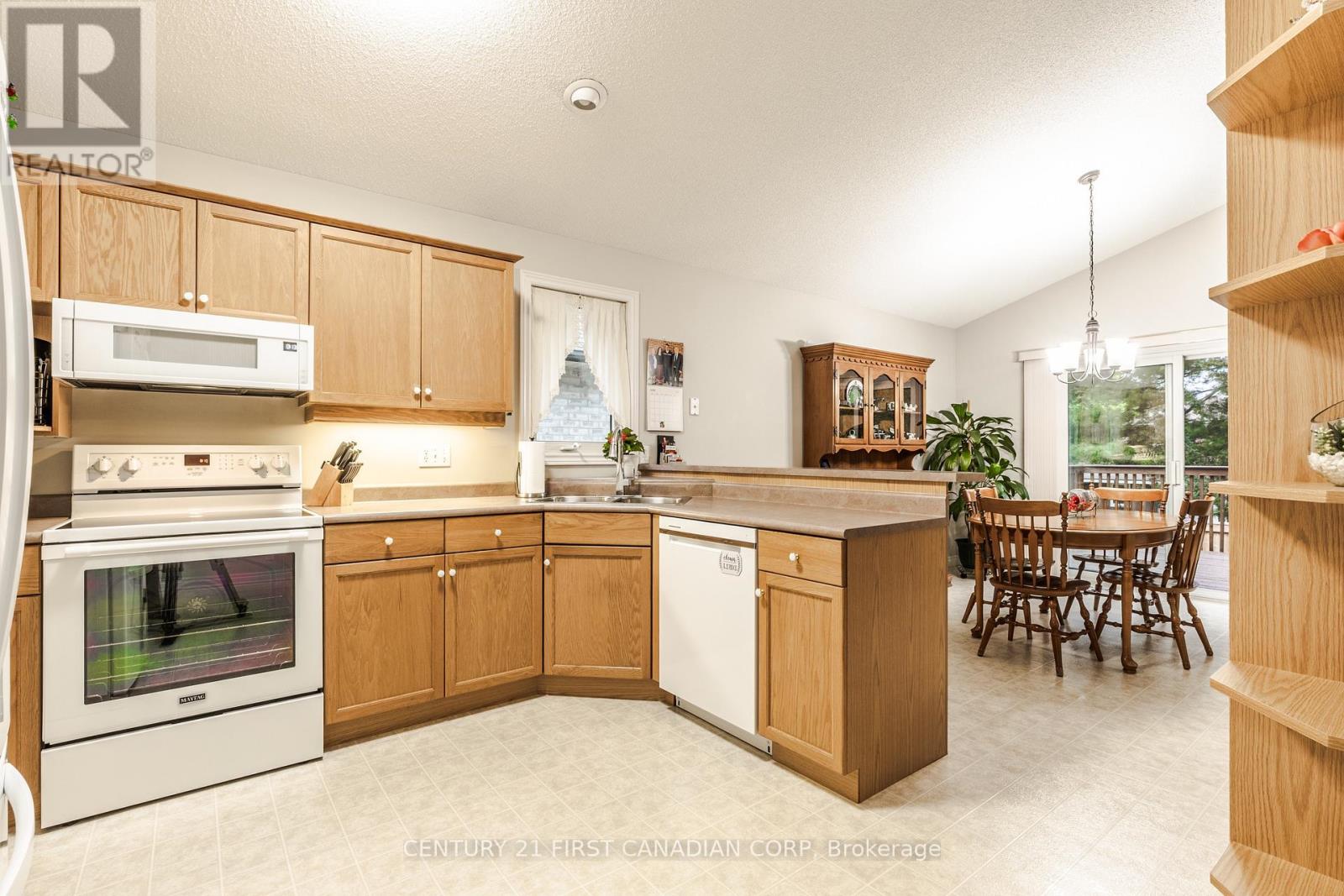 18 - 20 Windemere Place, St. Thomas, Ontario  N5R 6H6 - Photo 12 - X12689436
