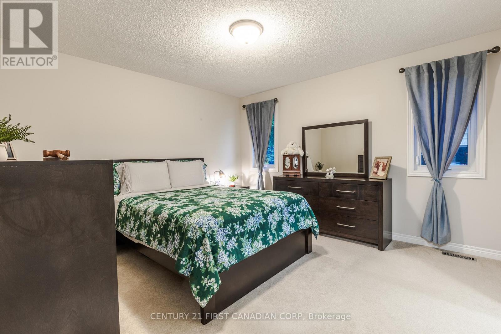 18 - 20 Windemere Place, St. Thomas, Ontario  N5R 6H6 - Photo 13 - X12689436