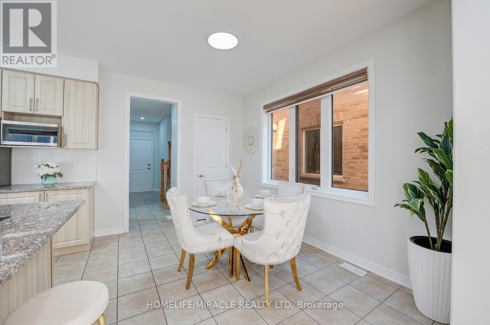 40 Swanton Road, Brampton, Ontario  L6X 0Y9 - Photo 14 - W13412082