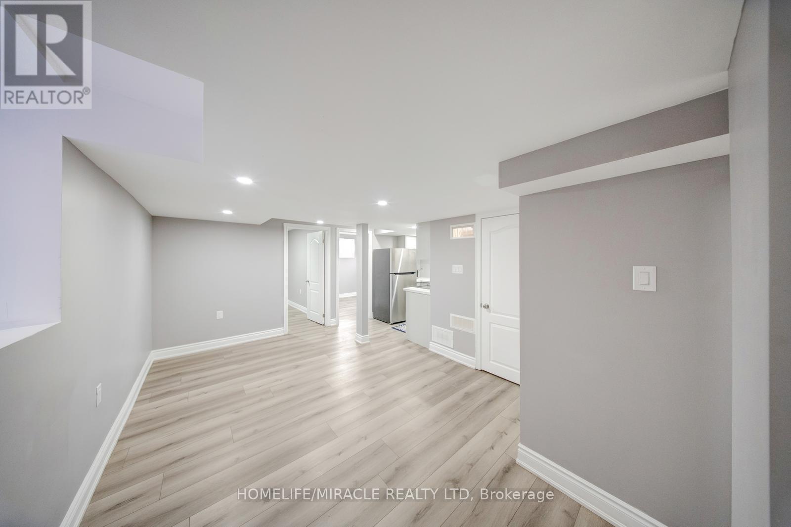 40 Swanton Road, Brampton, Ontario  L6X 0Y9 - Photo 34 - W13412082