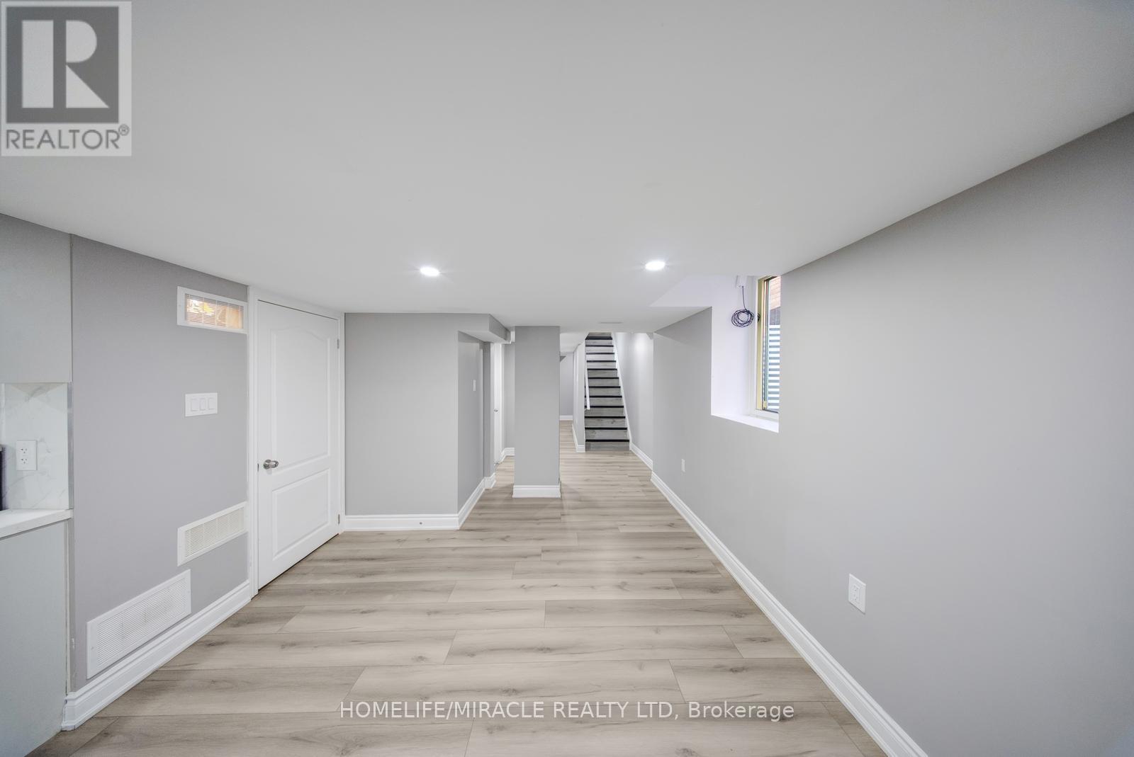 40 Swanton Road, Brampton, Ontario  L6X 0Y9 - Photo 35 - W13412082