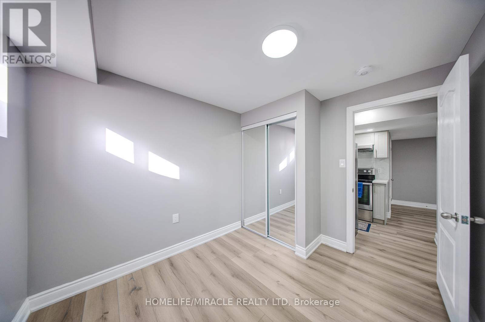 40 Swanton Road, Brampton, Ontario  L6X 0Y9 - Photo 39 - W13412082