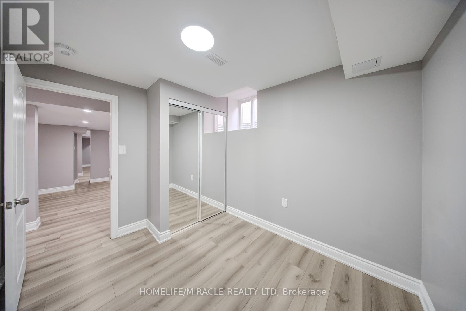 40 Swanton Road, Brampton, Ontario  L6X 0Y9 - Photo 43 - W13412082