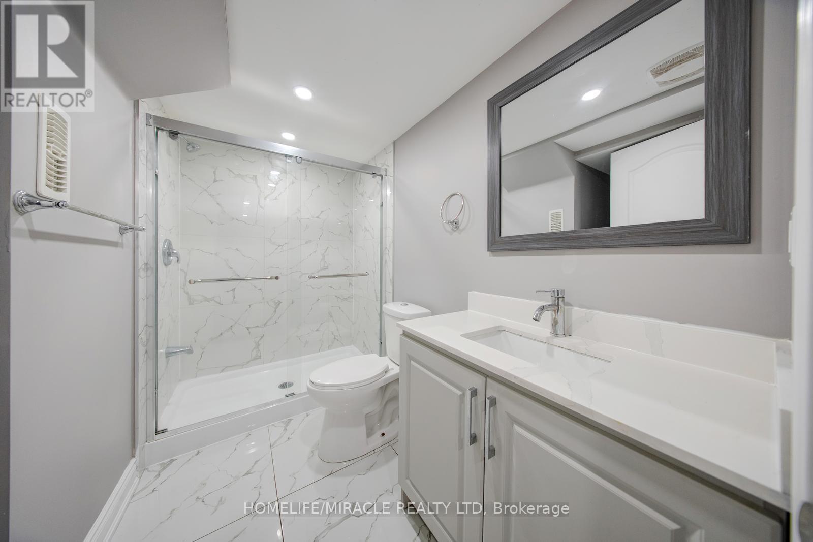 40 Swanton Road, Brampton, Ontario  L6X 0Y9 - Photo 44 - W13412082