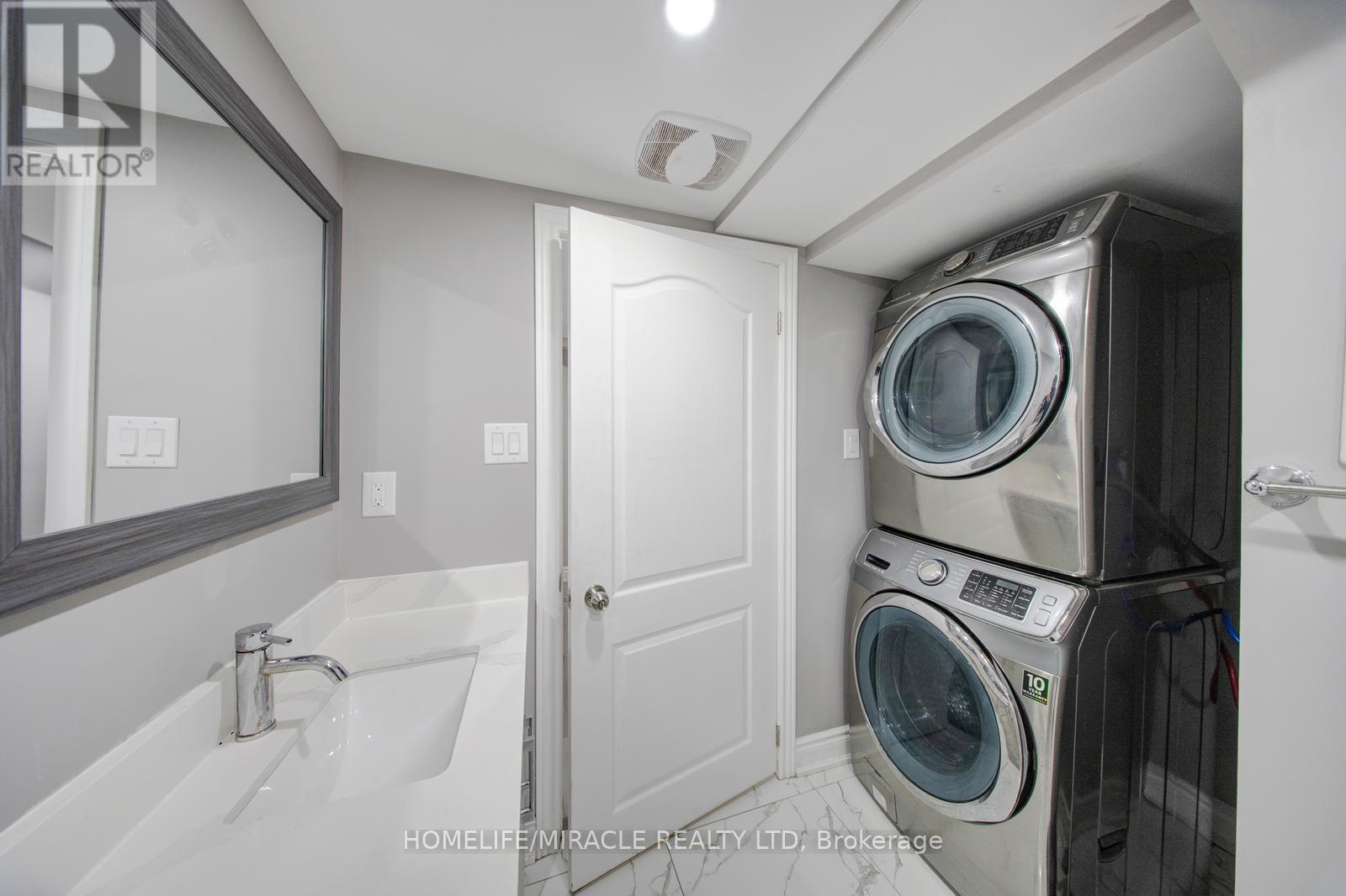 40 Swanton Road, Brampton, Ontario  L6X 0Y9 - Photo 45 - W13412082