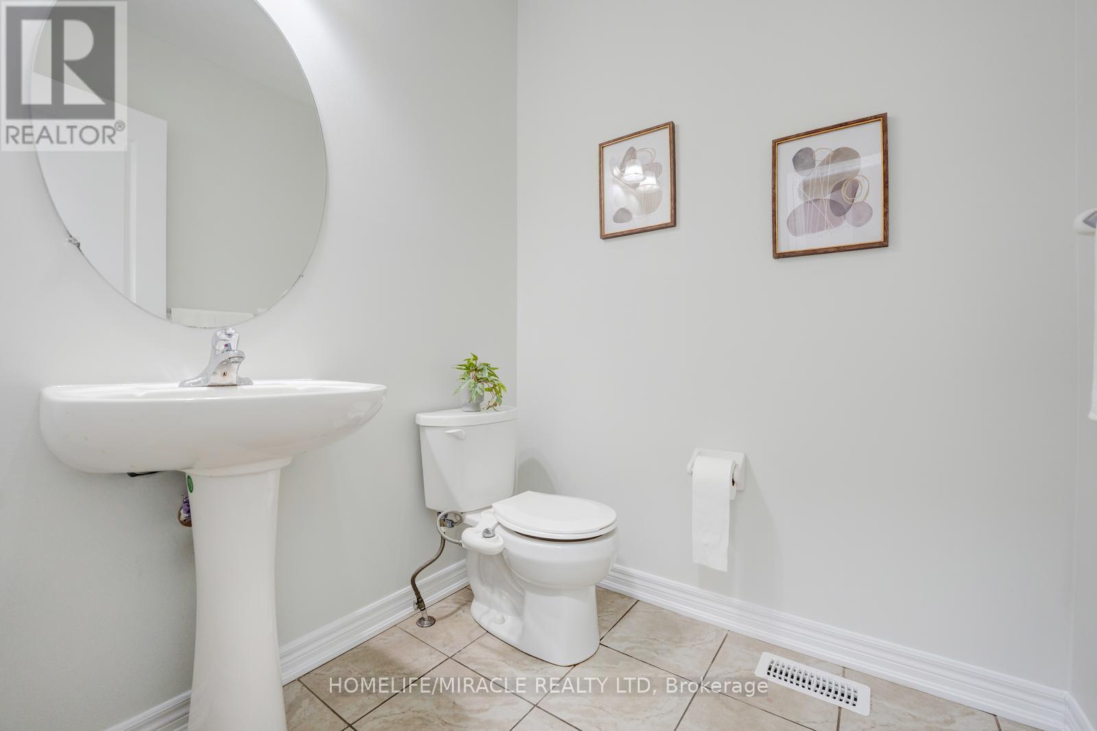 40 Swanton Road, Brampton, Ontario  L6X 0Y9 - Photo 6 - W13412082
