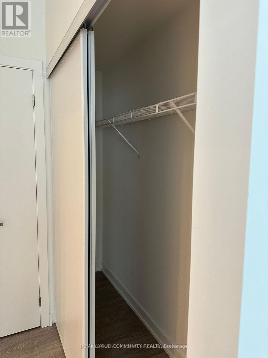 2104 - 28 Ann Street, Mississauga, Ontario  L5G 3G1 - Photo 13 - W13412088